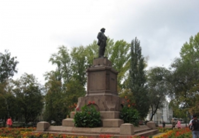 Памятник Владимиру Ленину