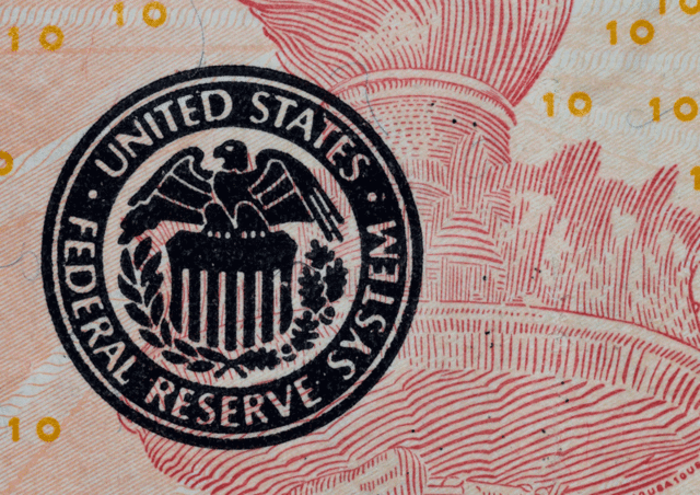 Federal Reserve Sysytem established