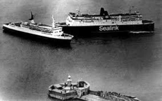 Britian Blockades American Ports