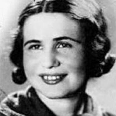 Timeline: biografía irina