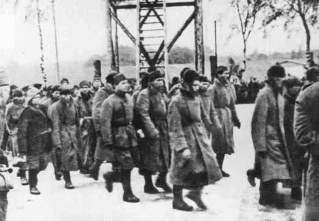 Soviet prisoners of war and Polish prisoners are killed in Nazi test of gas chambers at Auschwitz in occupied Poland.
