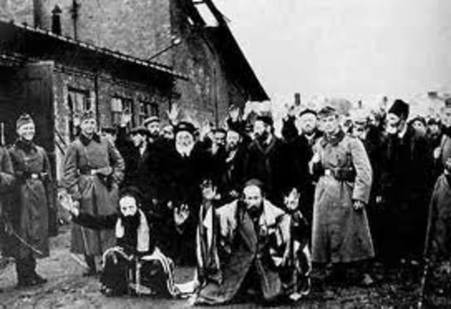 Approximately fifteen thousand Jews in the Lódz ghetto are deported to Chelmno, mostly children under ten and individuals over sixty-five, but also others who are too weak or ill to work. By September 16, approximately fifty-five thousand Jews have been d