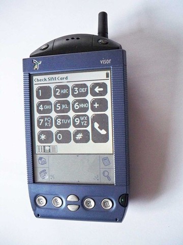 1993: First PDA phone comes to public