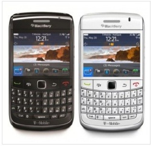 2002: First BlackBerry Smartphone