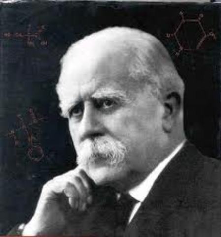 Sir Archibald Garrod discovers the first human disease that is linked to genetics