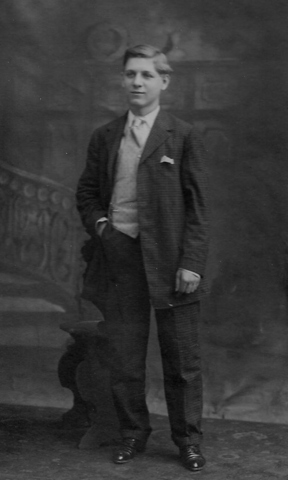 Benjamin Becker kommt