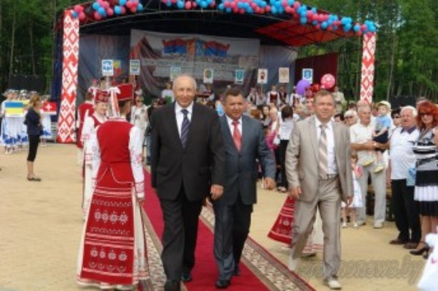 Андрэй Худык адчыняе Міжнародны эканамічны форум у Лідзе