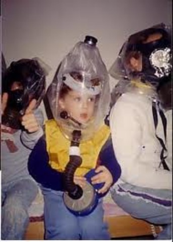 Israel gets hit by Scud missiles fired by Iraq