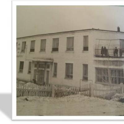 Timeline: 25 ноября1961 года был открыт   детский сад «Ласточка» на 90 мест для рабочих треста - строителей нефтяных магистралей Сибири, Казахстан, нефтепровода «Дружба».