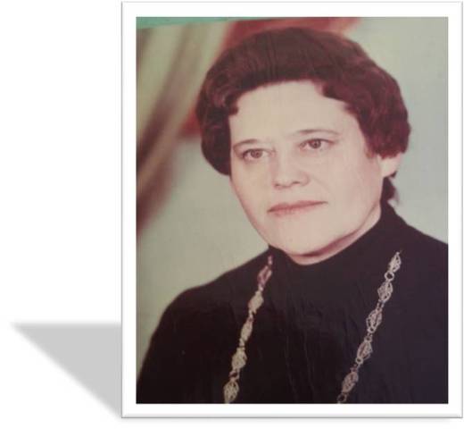 Эти сотрудники гордость коллектива. Более 25 лет они проработали в системе дошкольного образования, отдавая детям частичку тепла и сердца.