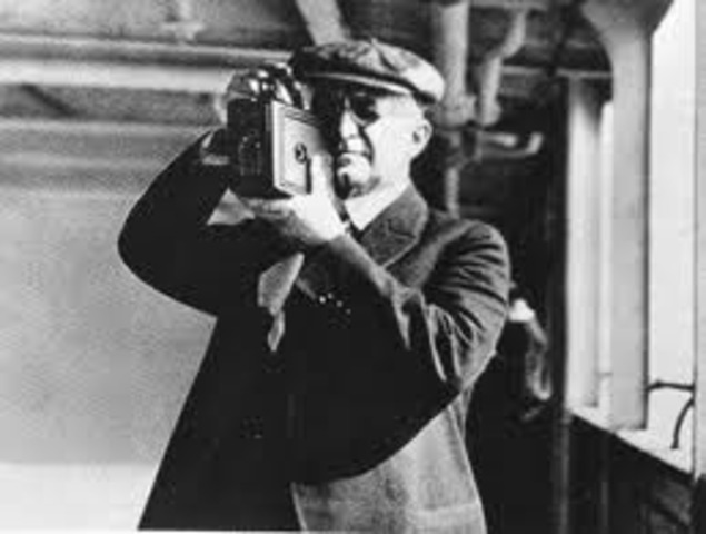 35mm camera was created by George Eastman Kodak