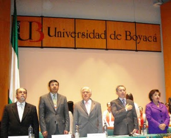 Fundación de la universidad de boyacá