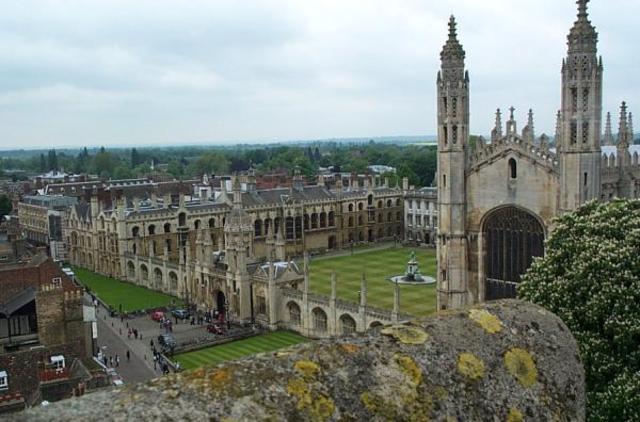 Universidad de Oxford (Inglaterra) en 1096