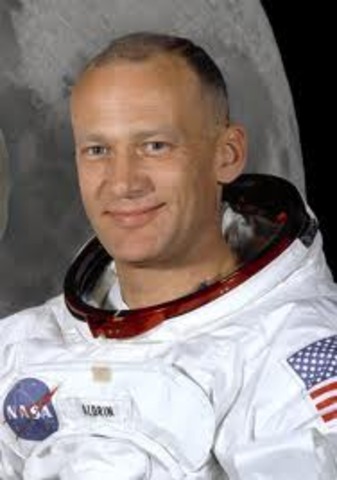 Buzz aldrin