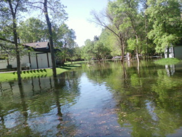 Ayudo con la riada de Bismarck