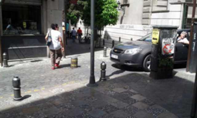 Los vecinos se quejan del “descontrol” de las pilonas