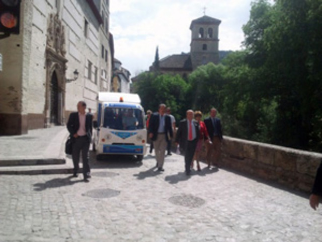 IU reclama un estudio sobre la movilidad del barrio