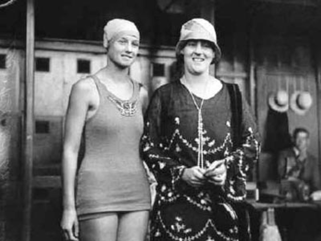 First Time Women Competed in Swimmng at the Olympics