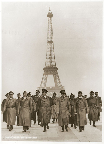 German army enters Paris.