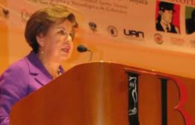 RECTORA D LA UNIVERSIDAD