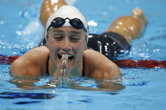 Mireia Belmonte firma su pase a las semifinales de los 200 mariposa