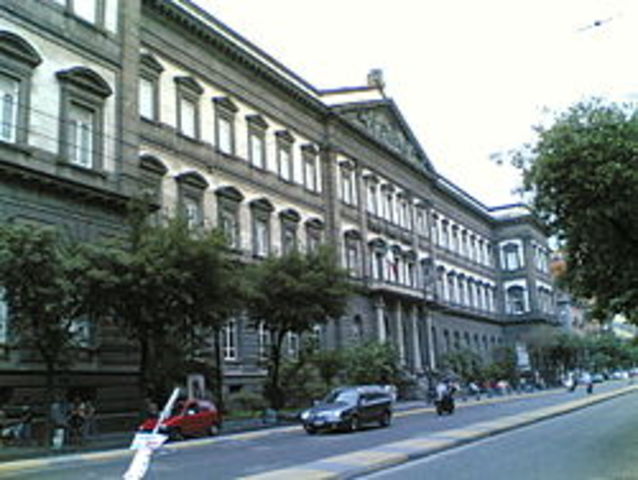 Universidad de Nápoles Federico II
