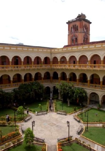 CARACTERISTICAS DE LA UNIVERSIDAD BORBONICA