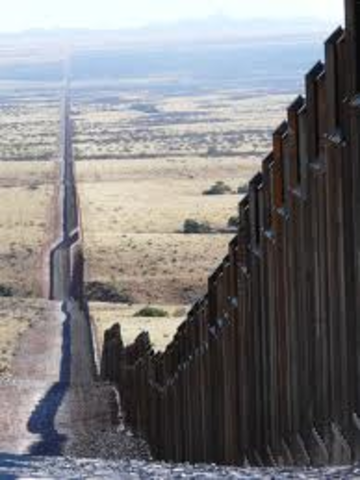 Border built between U.S. and Mexico