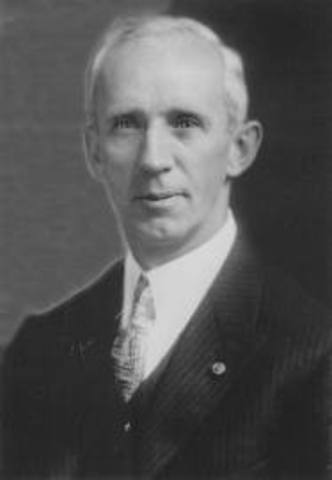 Anne and Simsons first son