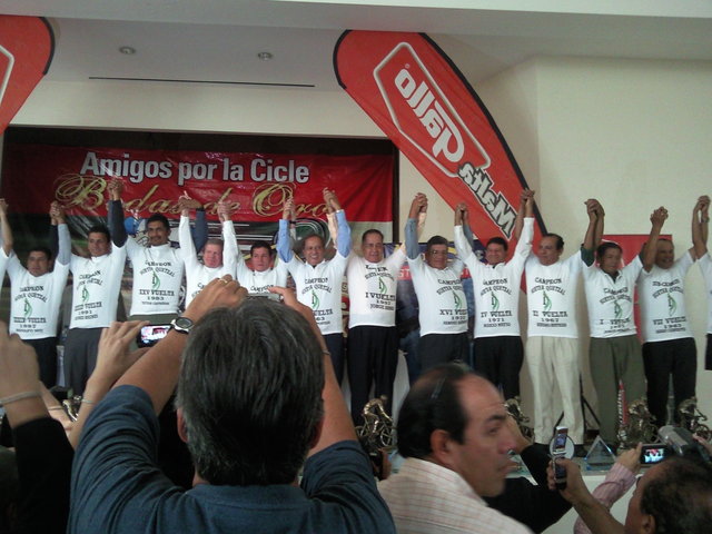 Vivan los Idolos del ciclismo!