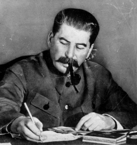 Chapter 17 Section 1: Stalin
