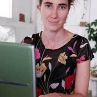 Timeline: Yoani Sánchez. Entre la libertad de prensa y la opresión,