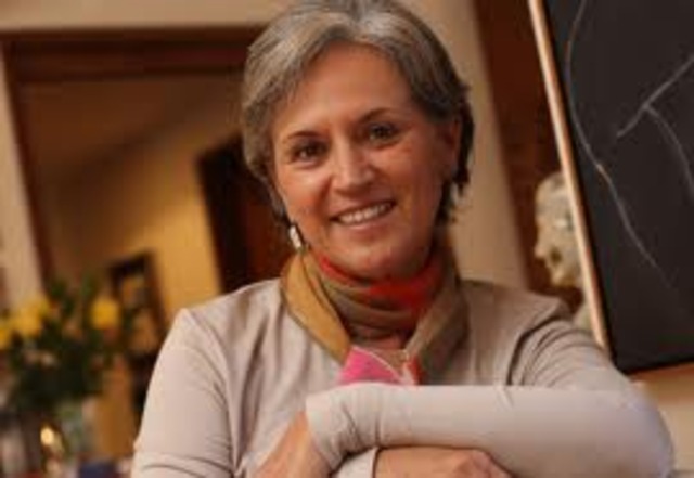 Maria Elvira Samper le responde a Juan Manuel Santos.