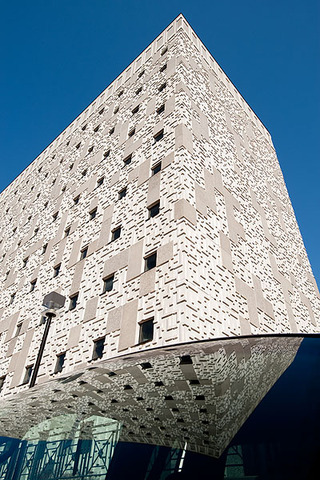 McArdle Cancer Research Building