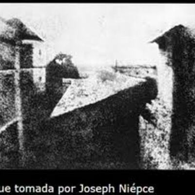 Timeline: Història de la Fotografia