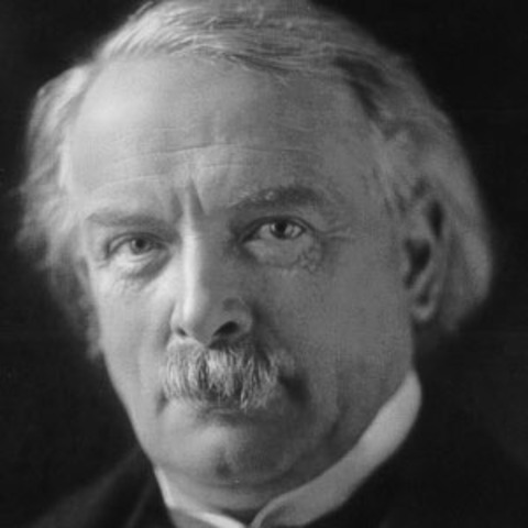 Britain's David Lloyd George resigns