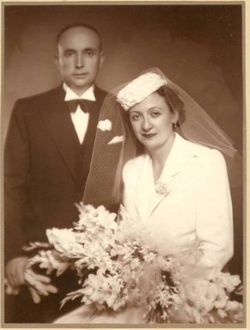 Es va casar amb el Dr.Antoni Cauhé