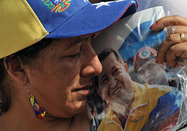 Maduro anuncia la muerte de Hugo Chávez