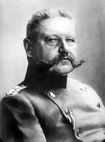 Tensione politica e avanzata del messaggio nazionalista