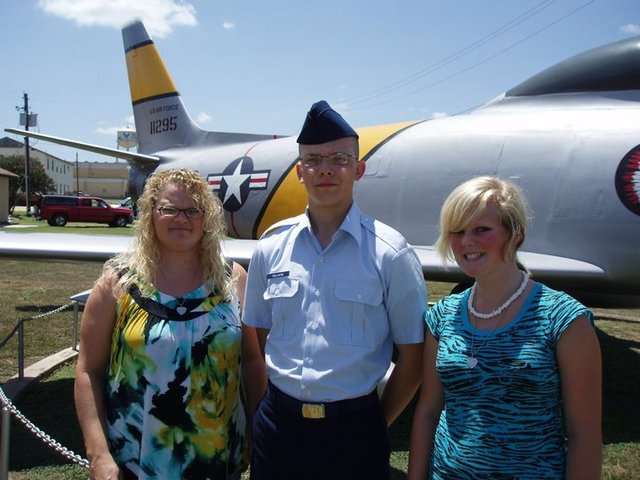 My brother grauated from basic training.