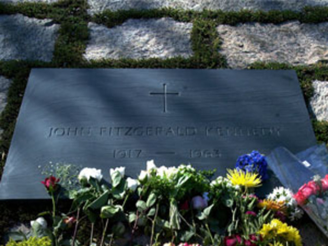 John F Kennedy Gets assasinateted