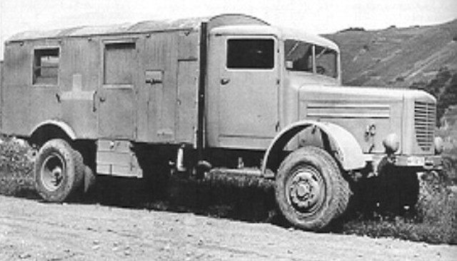 Five thousand Austrian Gypsies from the Lódz ghetto are deported to the killing center at Chelmno where they are all killed in mobile gas vans.