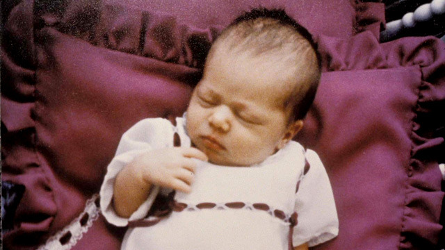 Azaria Chamberlain was born