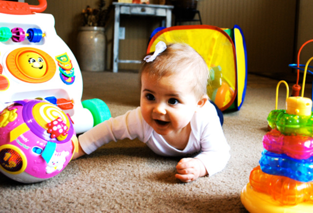 2 to 3 months infant