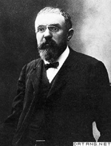 Polincare Resigns in France