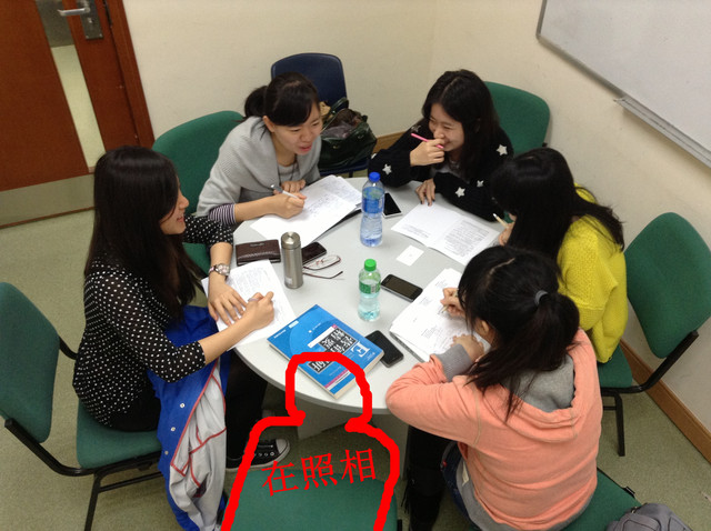 撰写访谈指南与设计具体问题