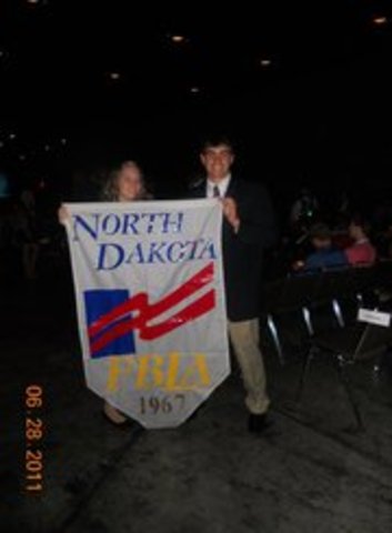 Corrí para el estado FBLA oficina