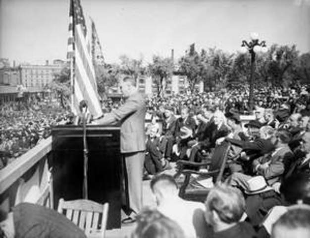 Roosevelt is re-elected for second term in a landslide victory