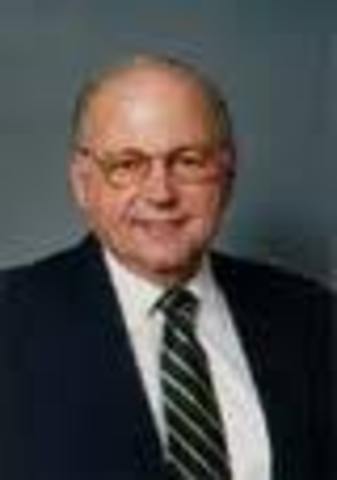 Stufflebeam y Shinkfield se produce un periodo de expansión y optimismo que Stufflebeam y Shinkfield (1987) se produce un periodo que califican  de «irresponsabilidad social»