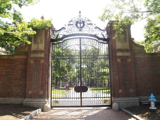 Gates: "Adiós, Harvard"